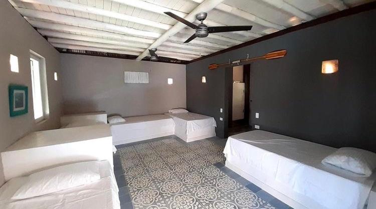 KokohauBungalows - Habitación Compartida Mixta - 4 camas - 2