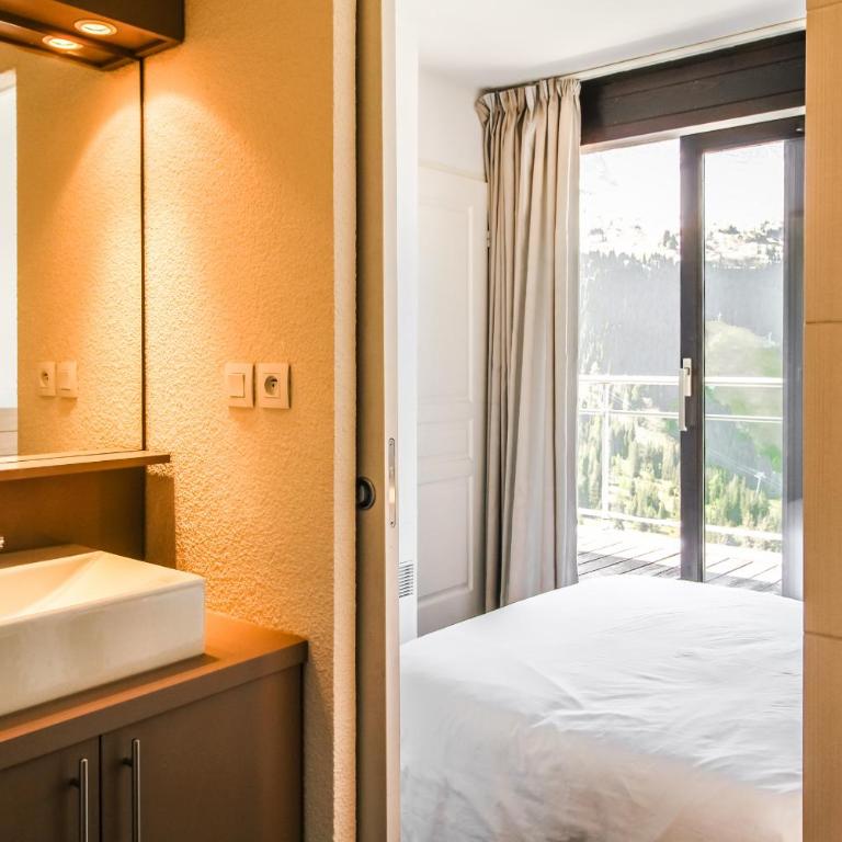 Penthouse 3-bedroom apartment, mountain views, large terrasse, piste access - Appartement 3 Chambres - 33