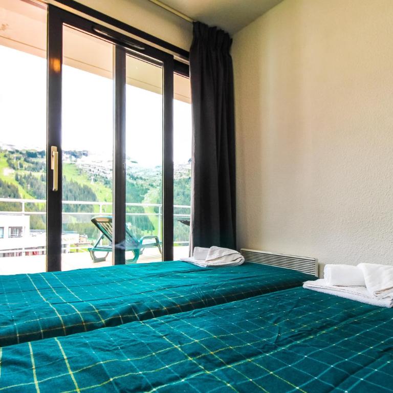 Penthouse 3-bedroom apartment, mountain views, large terrasse, piste access - Appartement 3 Chambres - 35