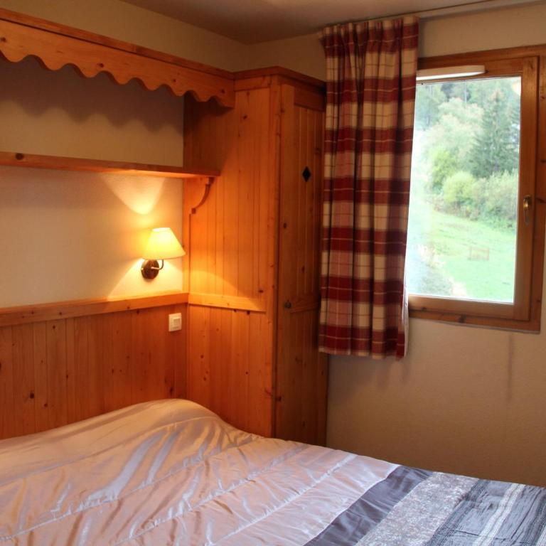 Appartement 6 pers, 2 ch, parking, pied de pistes, piscine - FR-1-508-234 - Appartement (6 Adultes) - 6