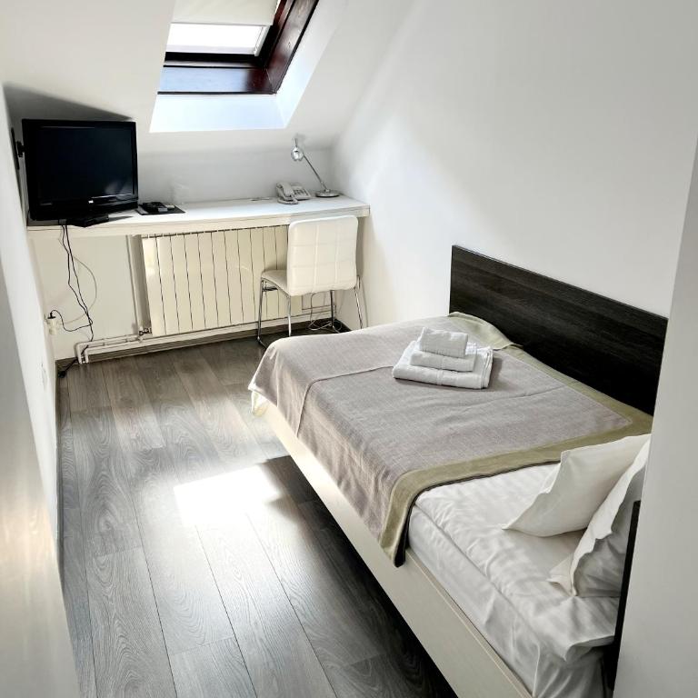 Garni hotel King - Small Single Room - 1