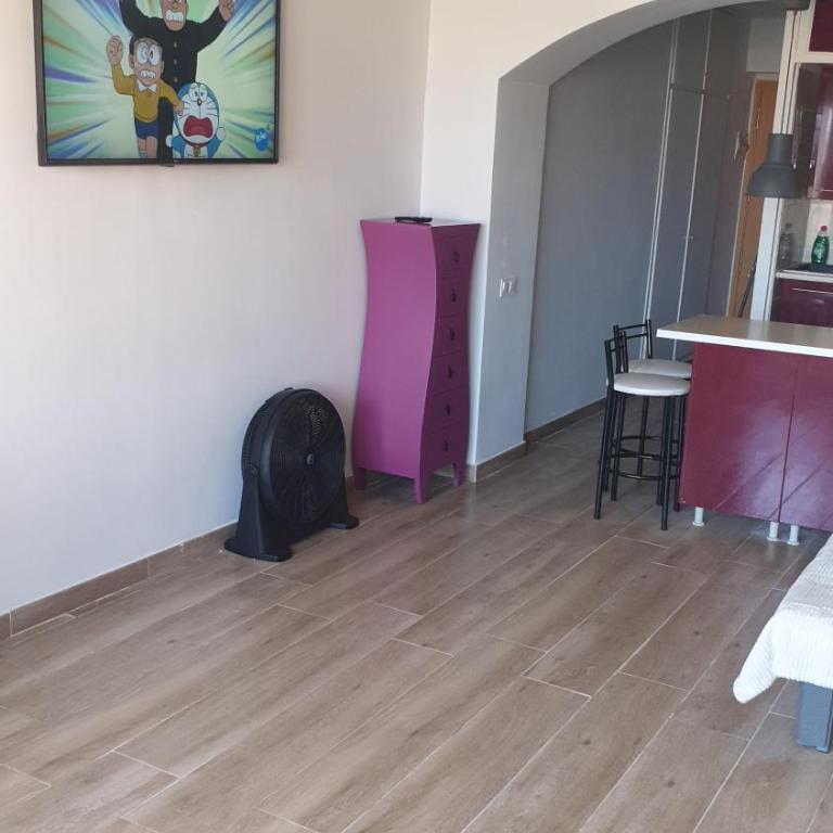 Estudio aire acondicionado 3 piscinas parking y wifi gratuitos - Apartamento de 1 dormitorio - 11