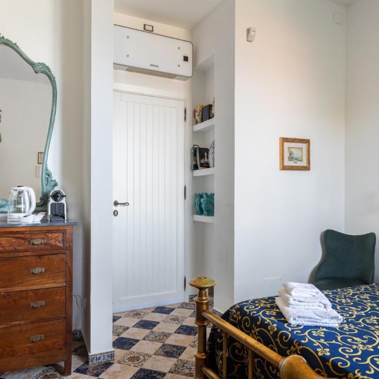 VFH Villa Flavia Eco B&B - Pool & Spa - Deluxe Doppelzimmer mit Meerblick - 16