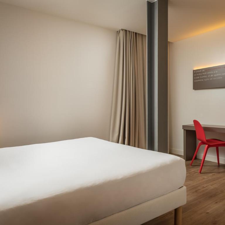 ibis Styles Barcelona Centre - Habitación Doble Estándar Interior - 12