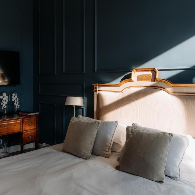 Seven Historical Suites - Presidential Suite - 22