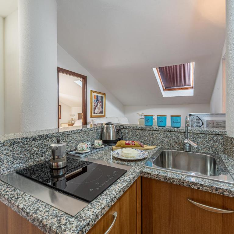 Alba View Apartments with Pool - Appartamento con 2 Camere da Letto e Vista Piscina - 8