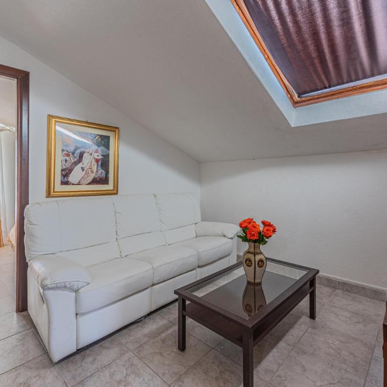 Alba View Apartments with Pool - Appartamento con 2 Camere da Letto e Vista Piscina - 6