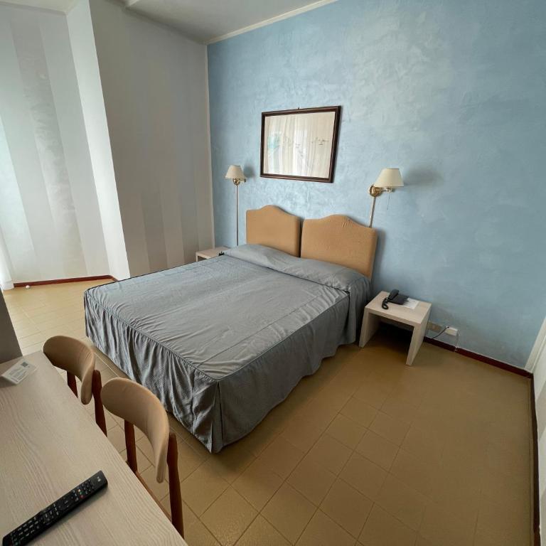 Hotel Universo - Camera Matrimoniale Standard - 5
