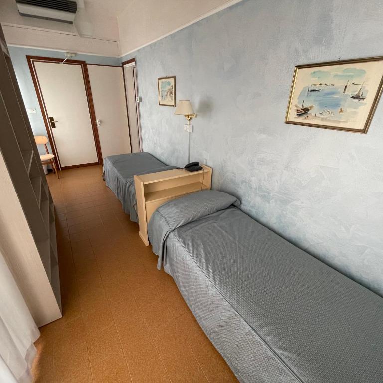 Hotel Universo - 2 Camere Comunicanti - 2