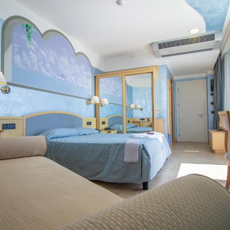 Hotel Universo - Camera Matrimoniale Superior con Vista Mare Frontale - 4