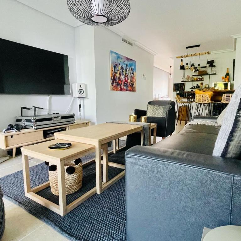 Cosy Apartment Resina Golf & Pool Estepona Costa del Sol - Apartamento de 2 dormitorios - 24