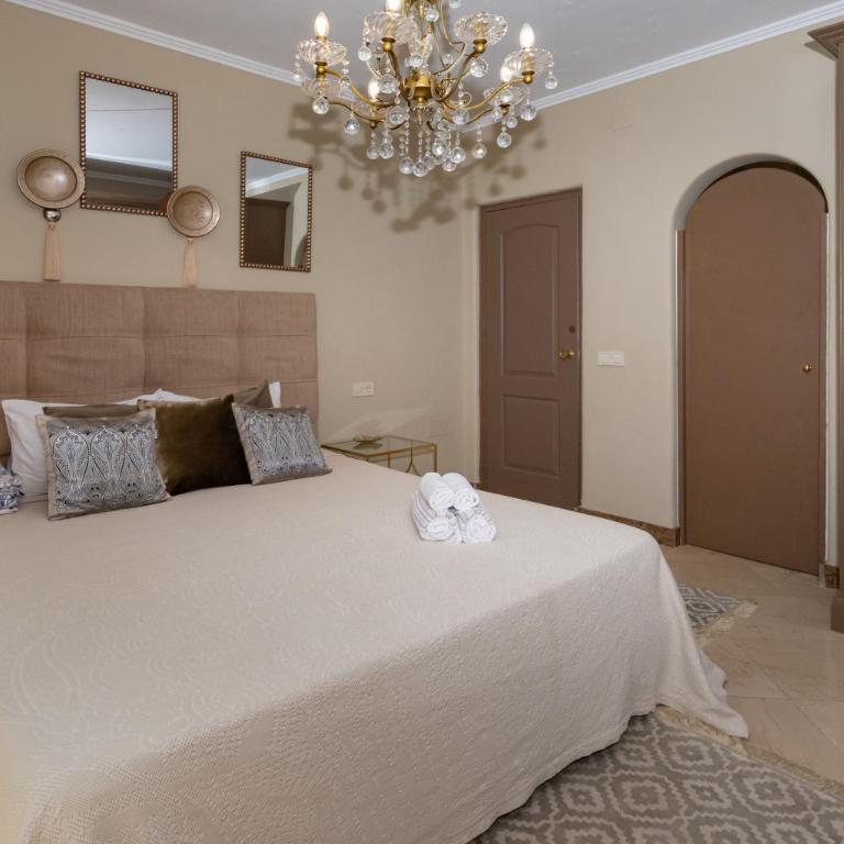 Villa in Puerto Cabopino - Villa - 31