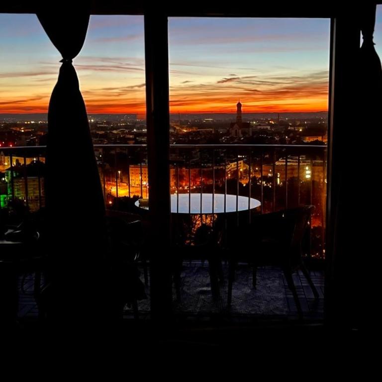 SUITE-21 City View Hotelturm Augsburg - Appartamento Superior - 7