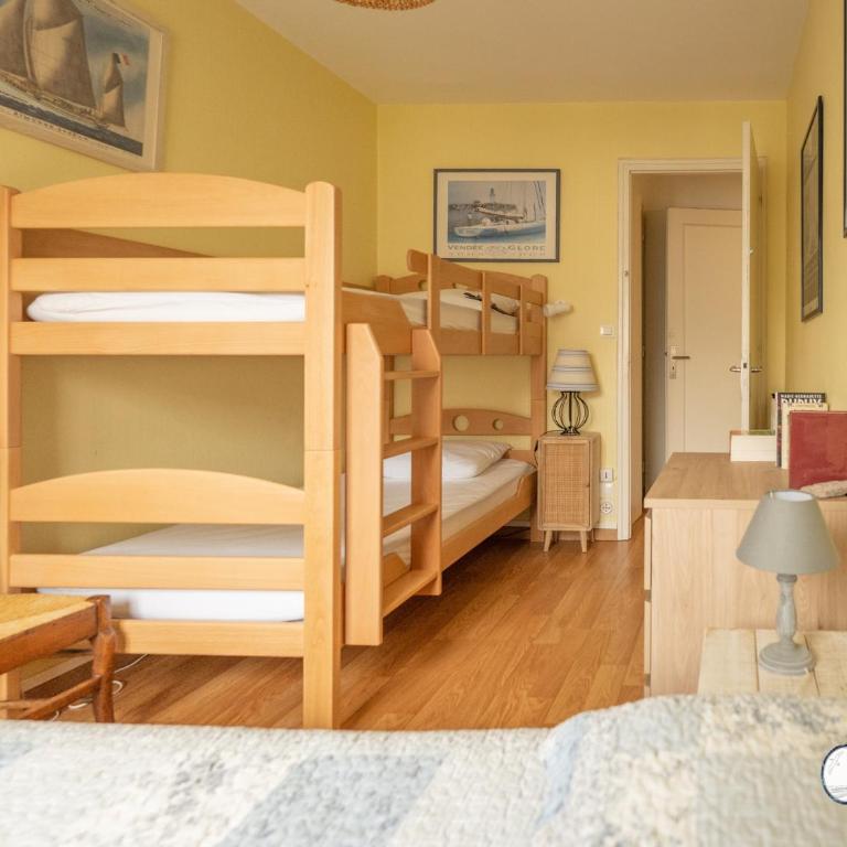 Appartement spacieux face mer avec balcon, proche du centre et commerces - FR-1-197-170 - Appartement (6 Adultes) - 13