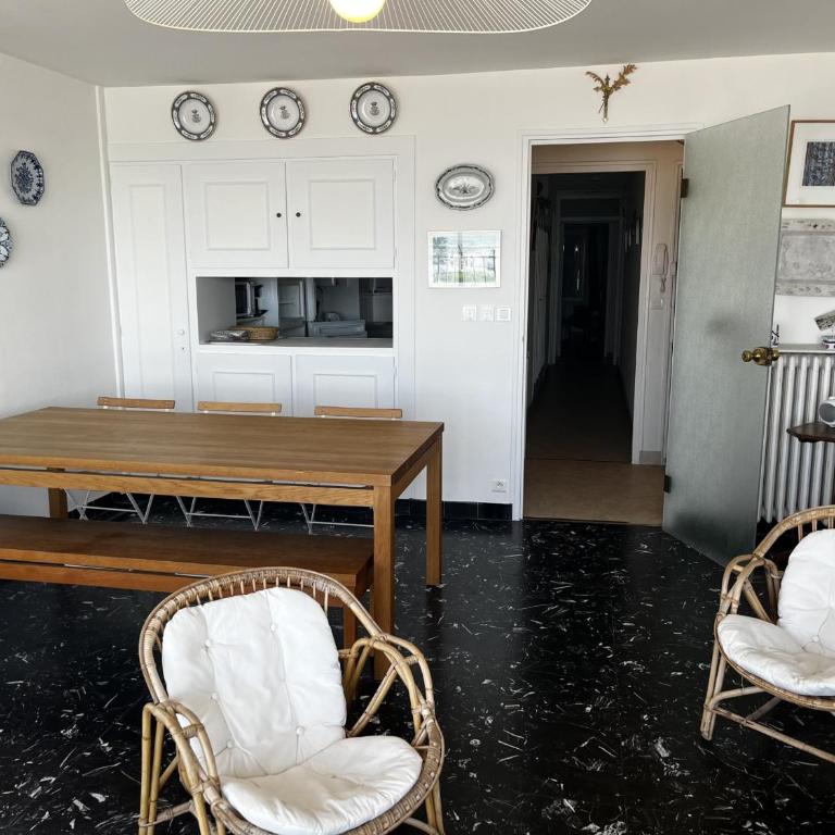 Appartement spacieux face mer avec balcon, proche du centre et commerces - FR-1-197-170 - Appartement (6 Adultes) - 18