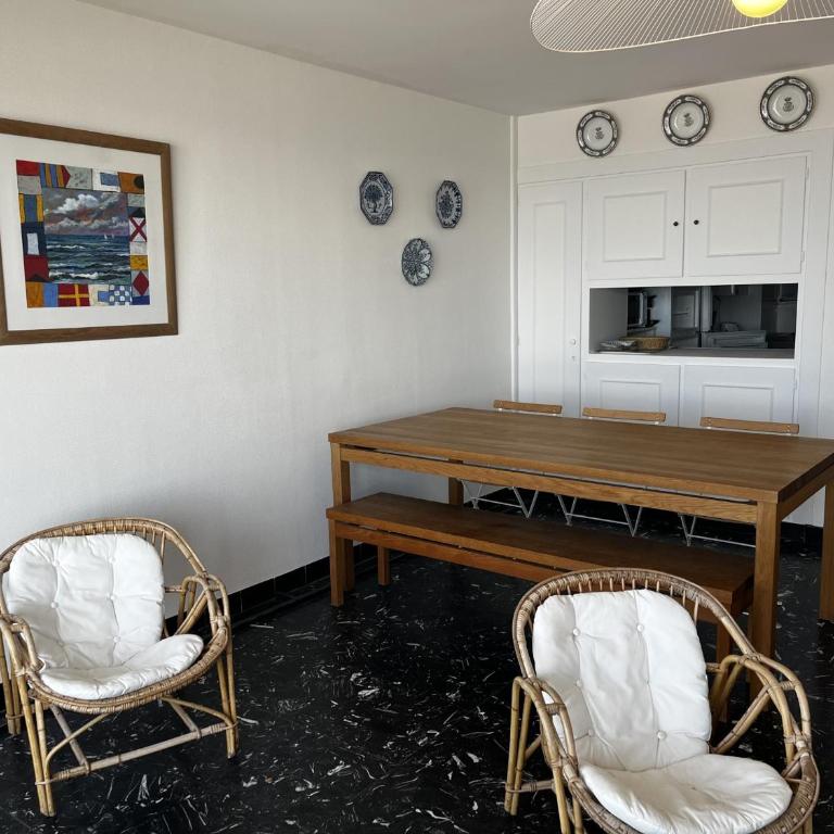 Appartement spacieux face mer avec balcon, proche du centre et commerces - FR-1-197-170 - Appartement (6 Adultes) - 19