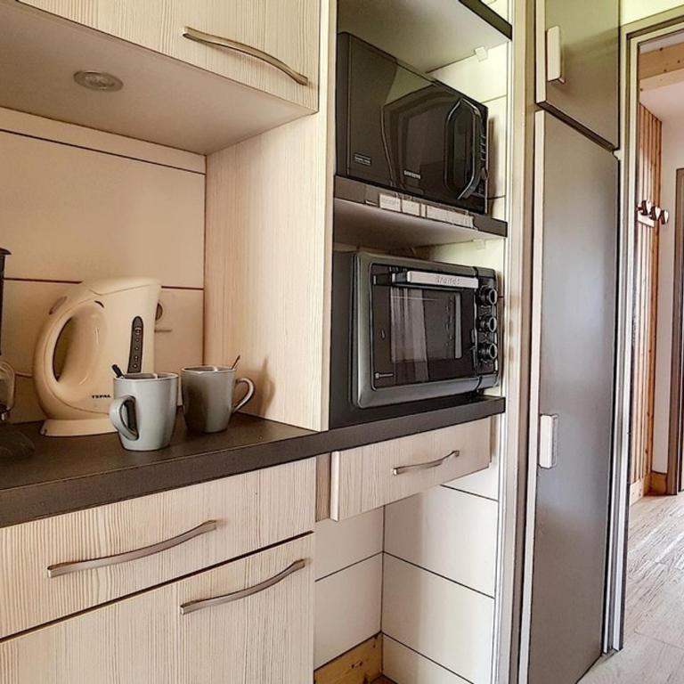 Appartement rénové au pied des pistes avec balcon - Apartamento de 1 dormitorio - 3