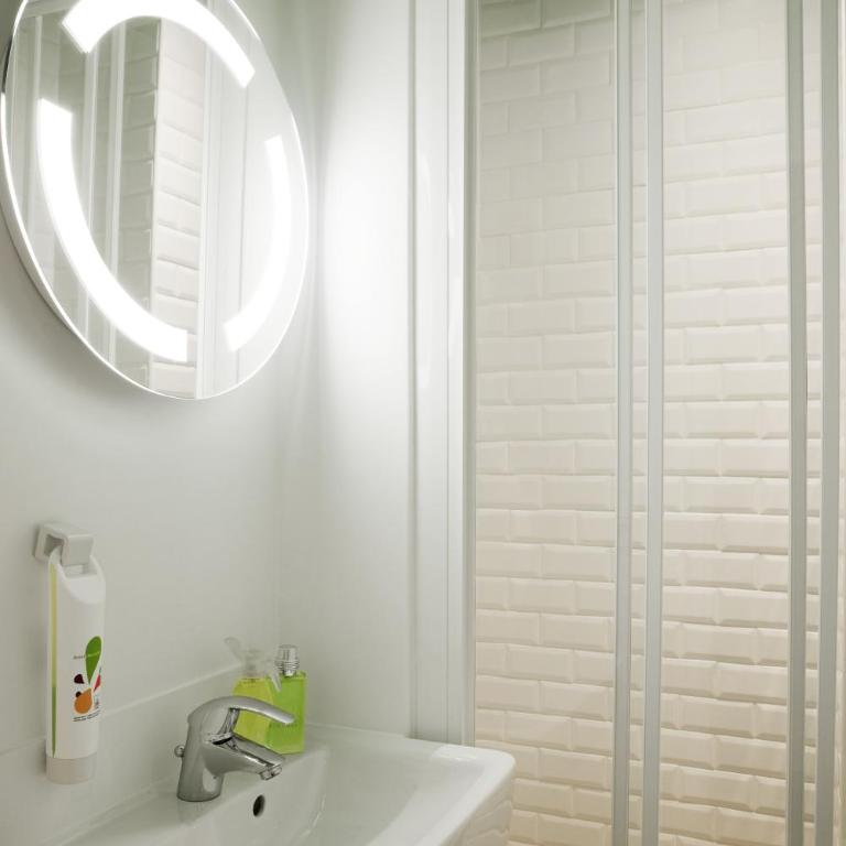 ibis Styles Paris Buttes Chaumont - Chambre Double Standard - 5