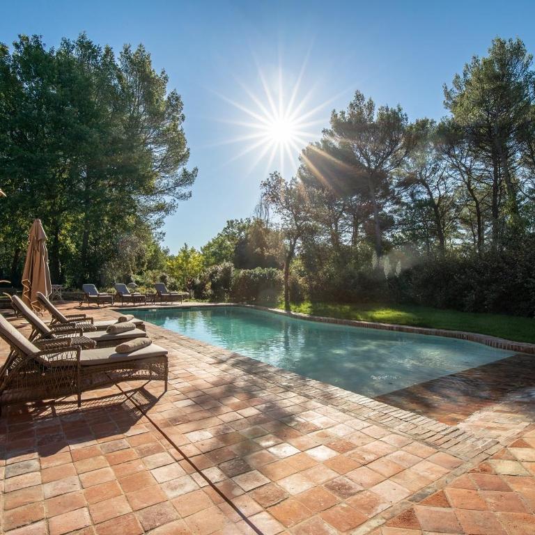 Château de Berne - Villa avec Piscine Privée - 2