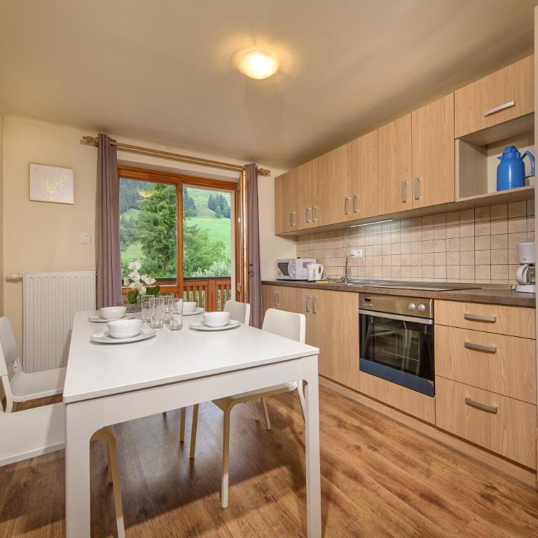 Dorf Residenz - Apartment mit Blick auf die Berge - 2