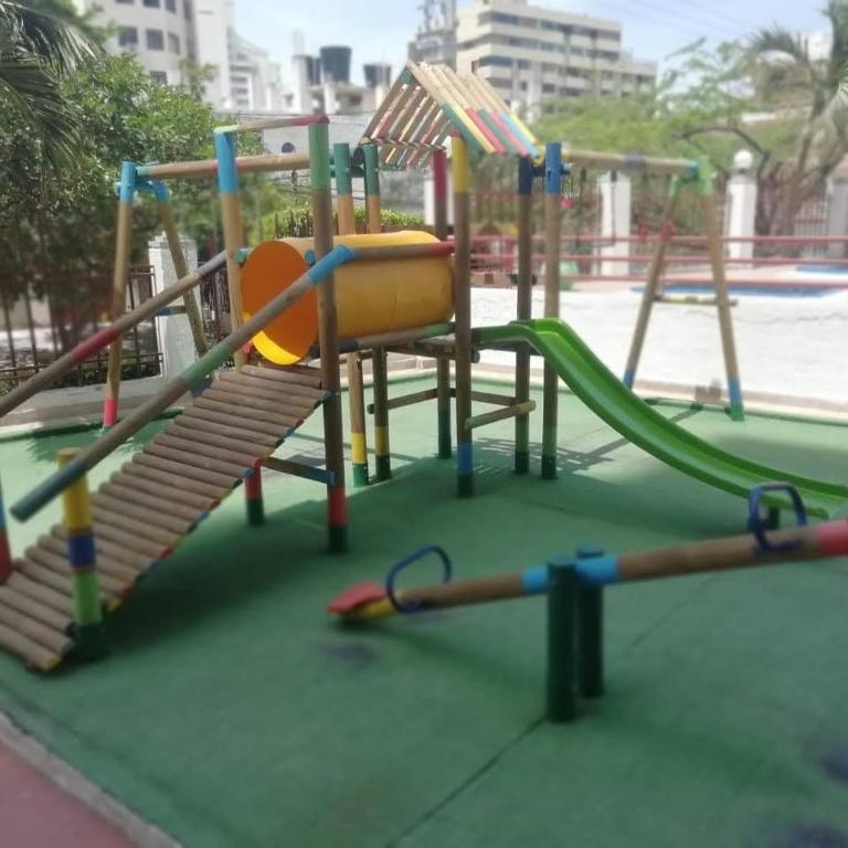 Condominio Nuevo Rodadero apto 501 torre A - Apartamento de 2 dormitorios - 19