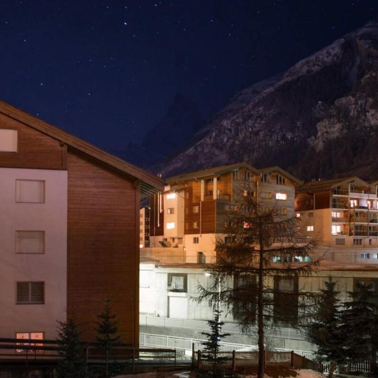Big and chique Matterhorn view apartment 4 per. - Apartamento de 2 dormitorios - 16