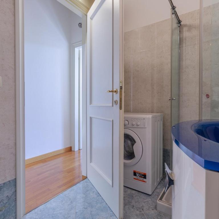 GuestHost - Palazzo Manfredini Exclusive & Deluxe Apartment - Two-Bedroom Apartment - 9