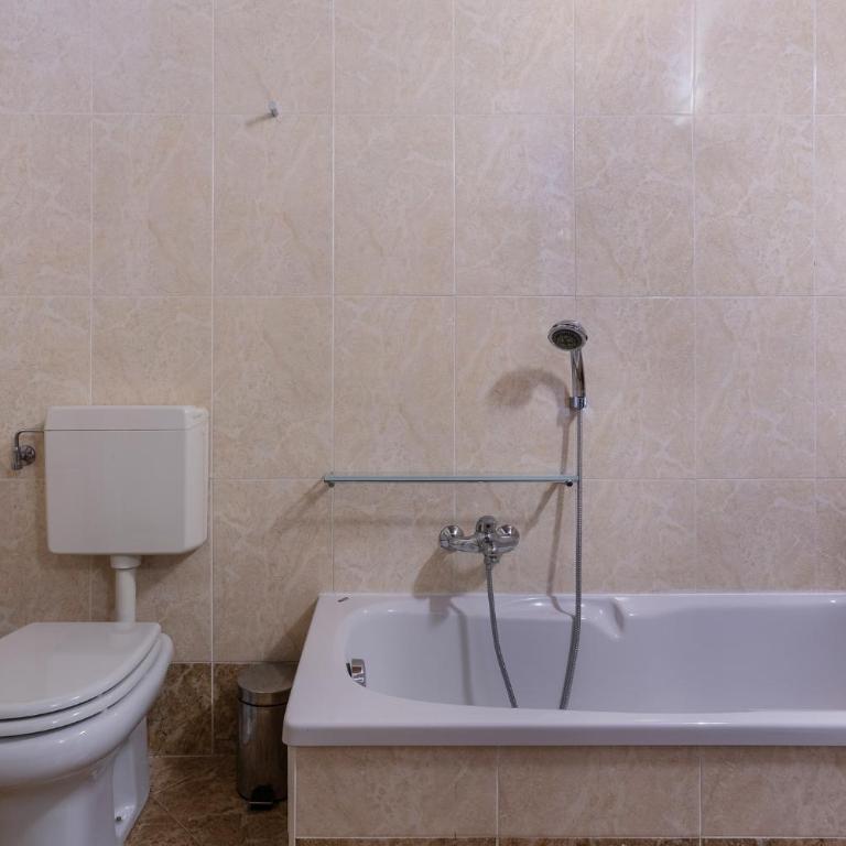 GuestHost - Palazzo Manfredini Exclusive & Deluxe Apartment - Two-Bedroom Apartment - 17