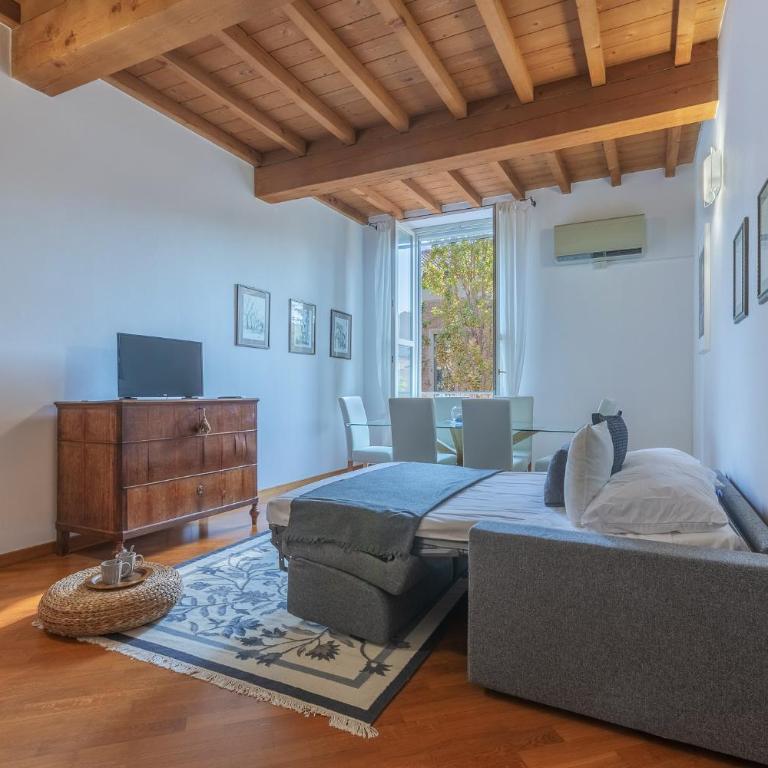 GuestHost - Palazzo Manfredini Exclusive & Deluxe Apartment - Two-Bedroom Apartment - 5