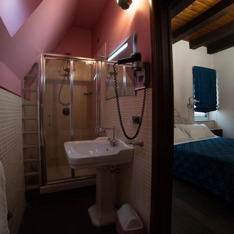 Hotel Villa Dorata - Standard Double Room - 1