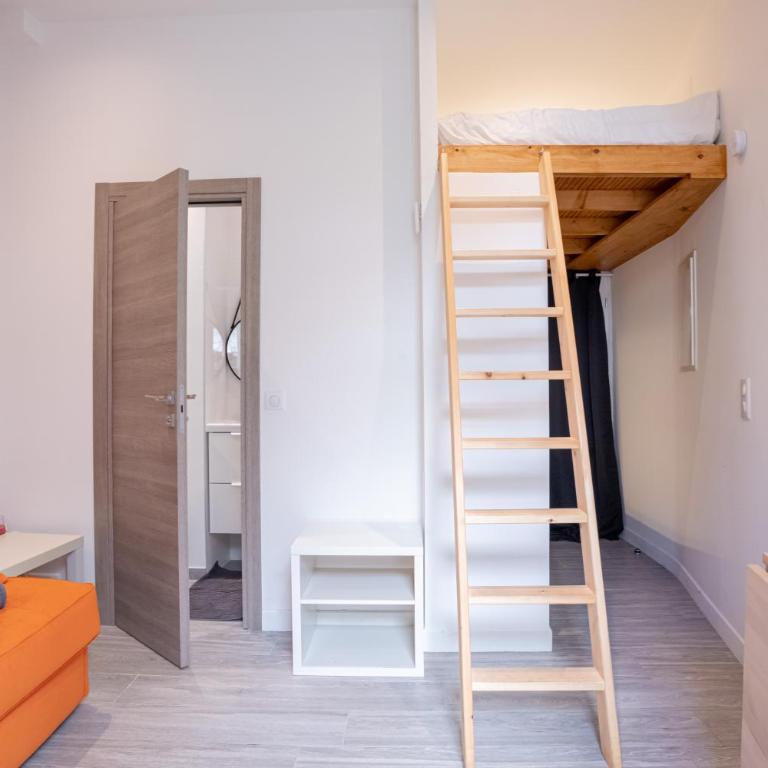 Cannes Experience Pastour Privatize 6 aparts 10bedrooms&9baths 11doublebeds with his duplexpenthouse ROOFTOP close palais congres beaches et Suquet - Maison de Vacances - 10