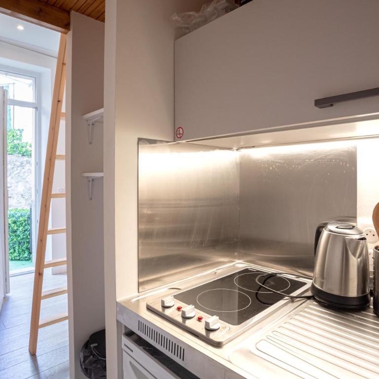 Cannes Experience Pastour Privatize 6 aparts 10bedrooms&9baths 11doublebeds with his duplexpenthouse ROOFTOP close palais congres beaches et Suquet - Maison de Vacances - 25