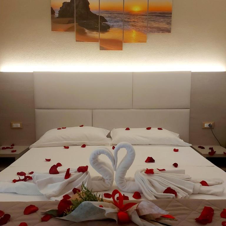 Hotel Monica - Camera Matrimoniale/Doppia con Letti Singoli - 22