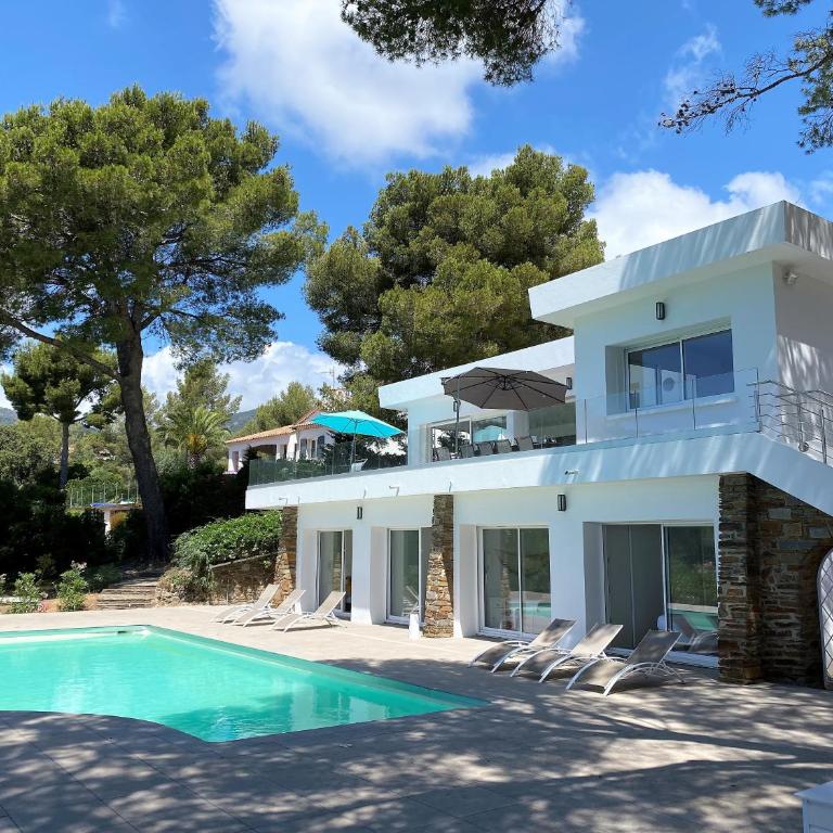 Villa 6 Chambres, Piscine, vue Mer, à Proximité de la Plage , Cavalaire-sur-mer - Villa - 4