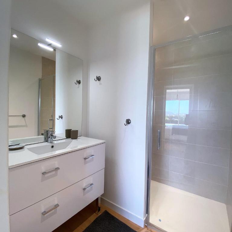 Villa 6 Chambres, Piscine, vue Mer, à Proximité de la Plage , Cavalaire-sur-mer - Villa - 26