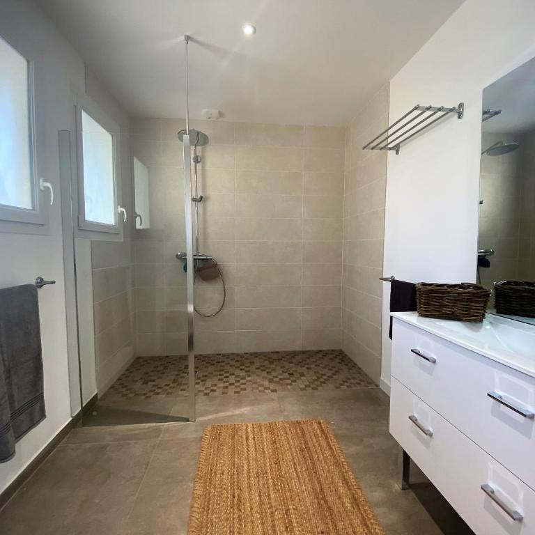 Villa 6 Chambres, Piscine, vue Mer, à Proximité de la Plage , Cavalaire-sur-mer - Villa - 25