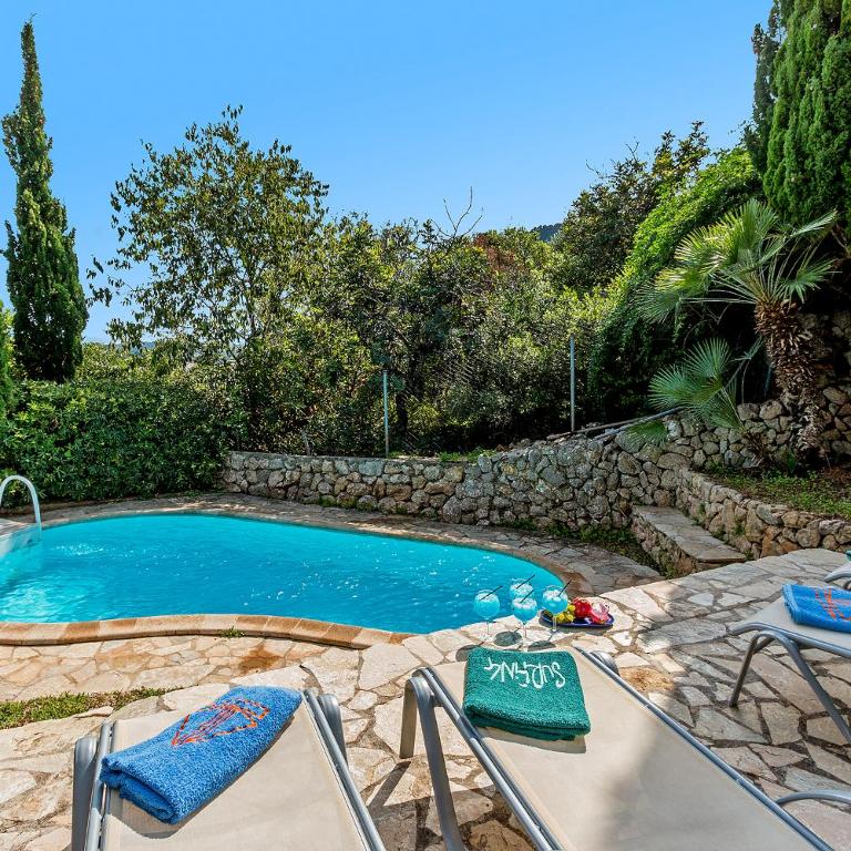 Townhouse with pool and mountain views, just 5 min - Casa de 4 dormitorios - 8