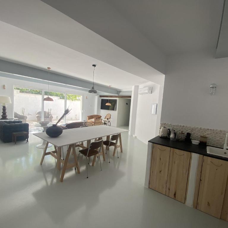 JoyJoyJoy casa Joy a Design-Ecolicious Boutique Beach House - Villa - 58