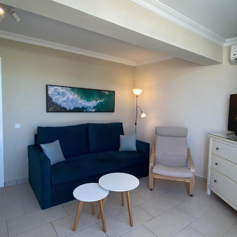 Bungalows Granada Beach - Apartamento con vistas a la piscina - 3