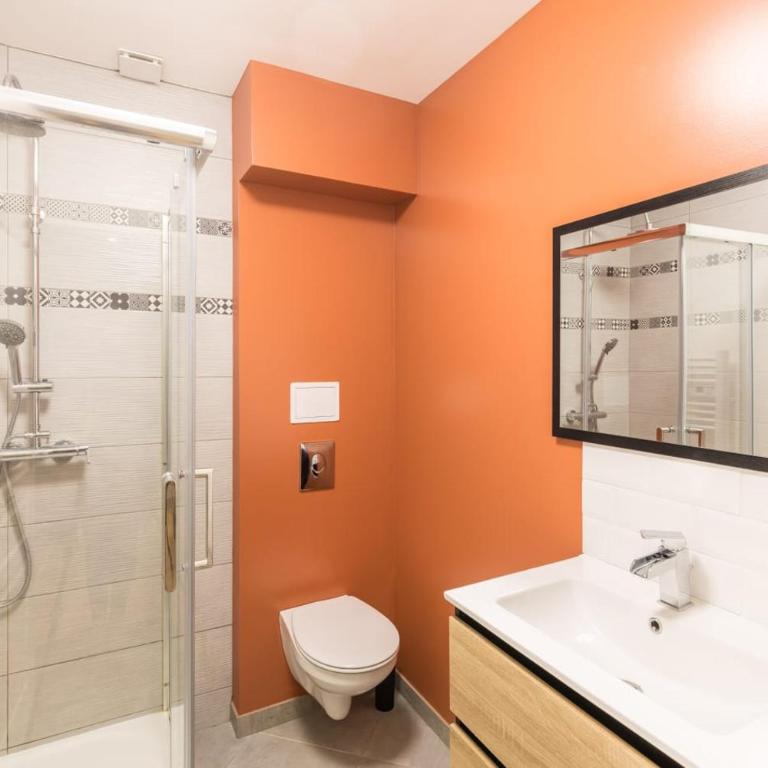 Désirée Logement Cosy et Charmant 1 er étage - Appartement 1 Chambre - 6