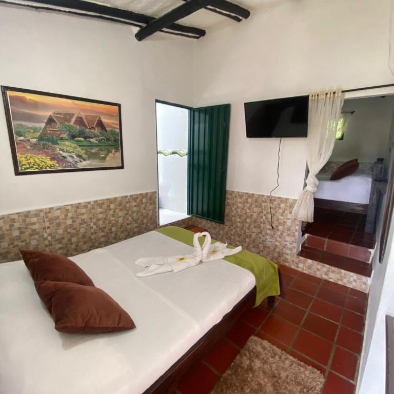 Hotel Campestre la Loma curiti - Habitación Cuádruple Clásica - 4