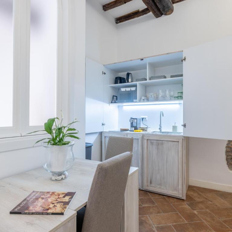 Mommy's - Pantheon house - Two-Bedroom Apartment with Pantheon View - 23