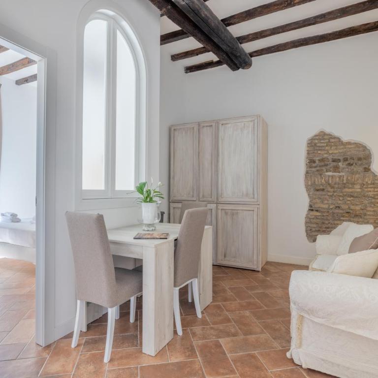 Mommy's - Pantheon house - Two-Bedroom Apartment with Pantheon View - 20