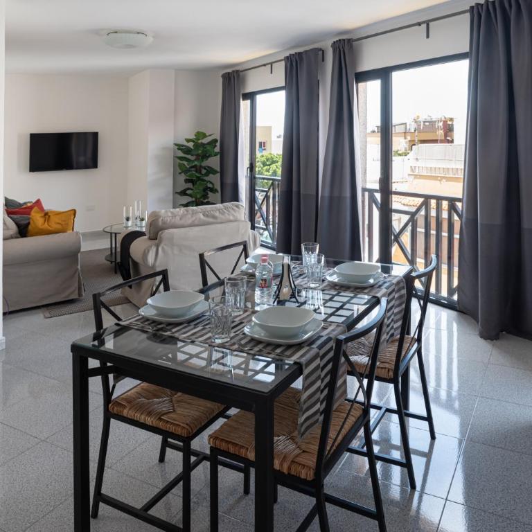MC Apartments - Apartamento Deluxe de 2 dormitorios con balcón - 4