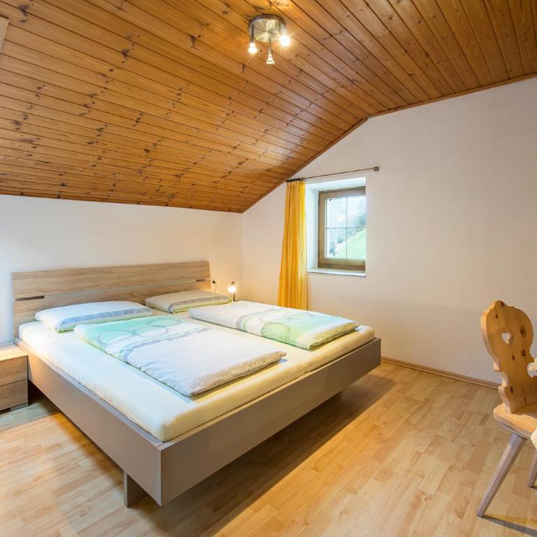 Unterversanthof - Große Ferienwohnung für bis zu 6 Personen - Three-Bedroom Apartment - 5