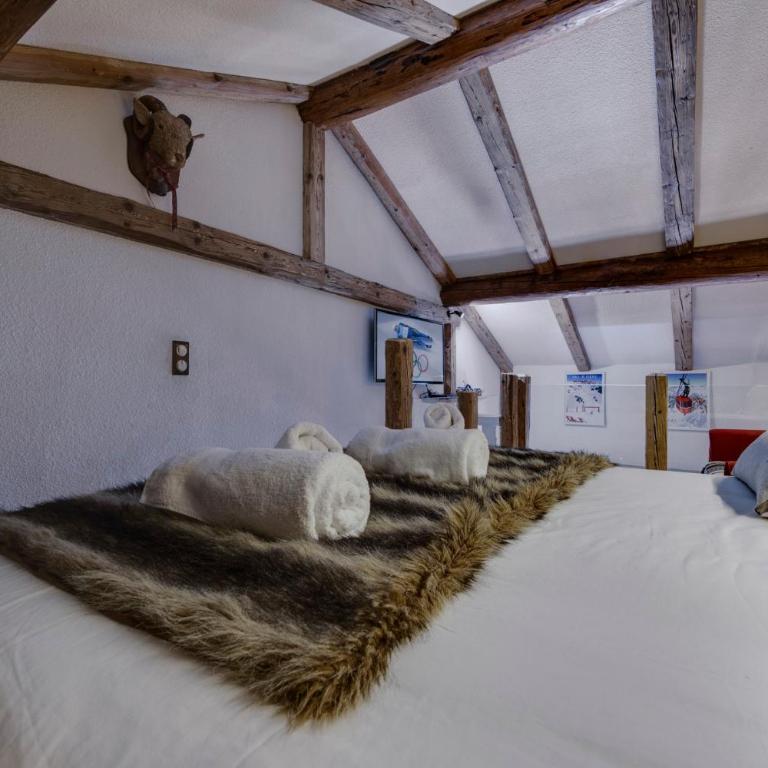 Appartement esprit chalet - splendide vue montagne à 180 - Appartement avec Vue sur la Montagne - 14