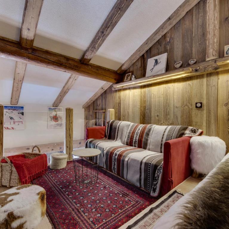Appartement esprit chalet - splendide vue montagne à 180 - Appartement avec Vue sur la Montagne - 13