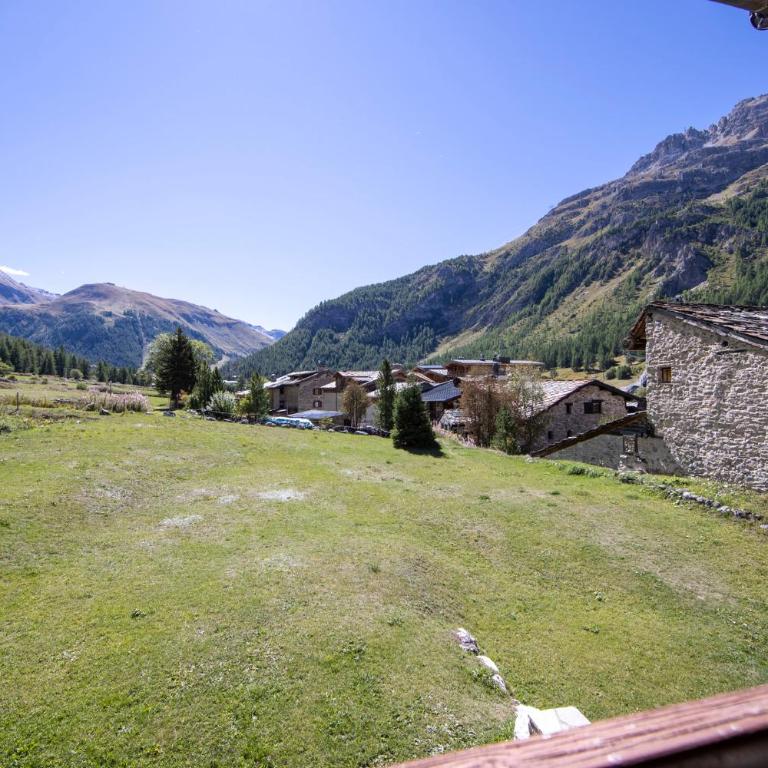Appartement esprit chalet - splendide vue montagne à 180 - Appartement avec Vue sur la Montagne - 37