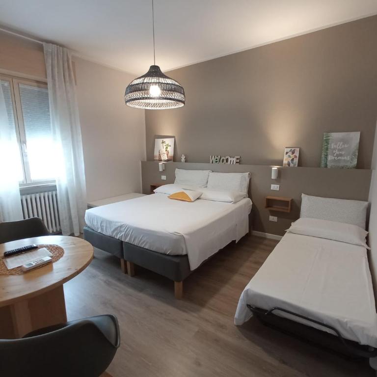 L'Ulivo - Double or Twin Room with Extra Bed - 1