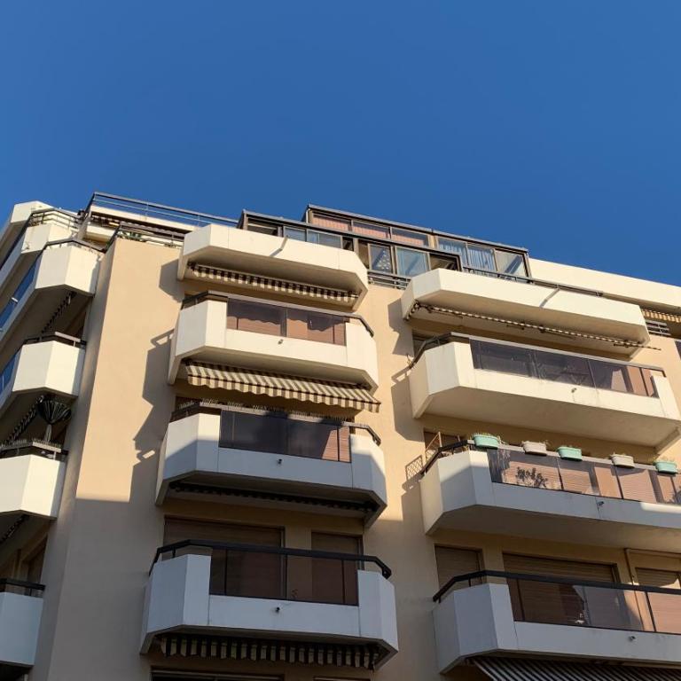 Antibes centre, 2P, terrasse, garage - One-Bedroom Apartment - 32